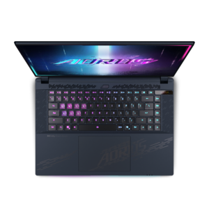 AORUS Master 16 (Intel Core Ultra 9 275HX/32 GB/1TB de SSD/16" QHD OLED 240 Hz/NVIDIA GeForce RTX 5070 Ti 12GB/W11 Home)